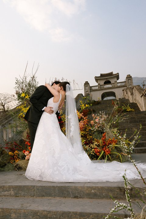 Ngọc & Hùng wedding at Legacy Yên Tử MGallery in Quảng Ninh — photo 10
