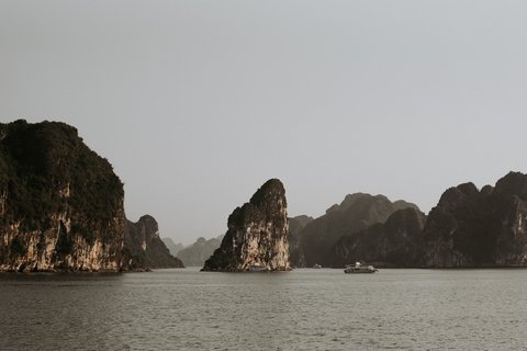 Đám cưới PHONG & HOÀNG tại Bai Tho Mountaint ở Quảng Ninh — ảnh 2