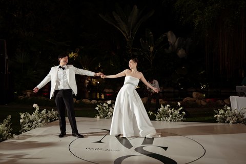 Sarah & Matthieu wedding at An Lam Retreat Saigon in TP.HCM — photo 25