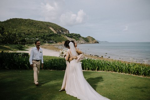 Đám cưới Tú & Nghĩa tại Mia Nha Trang ở Nha Trang — ảnh 9