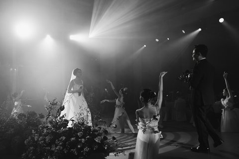 Vanessa & Tùng Anh wedding at JW Marriott Hotel Hanoi in Hà Nội — photo 27