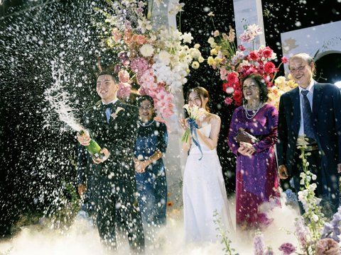 Đám cưới Linh & Lee tại Hotel Nikko Saigon ở TP.HCM — ảnh 48