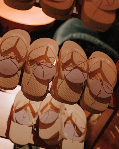 Getting married in the rain? Here're some tips to make the most of it — photo 21