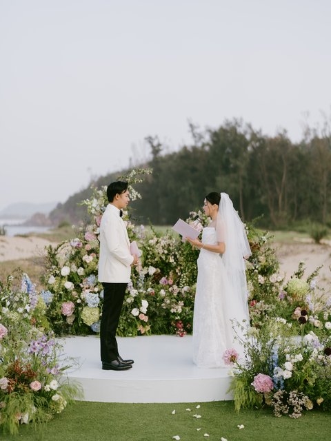 Đám cưới Christine & Jon tại Banyan Tree Lăng Cô - Huế ở Huế — ảnh 24