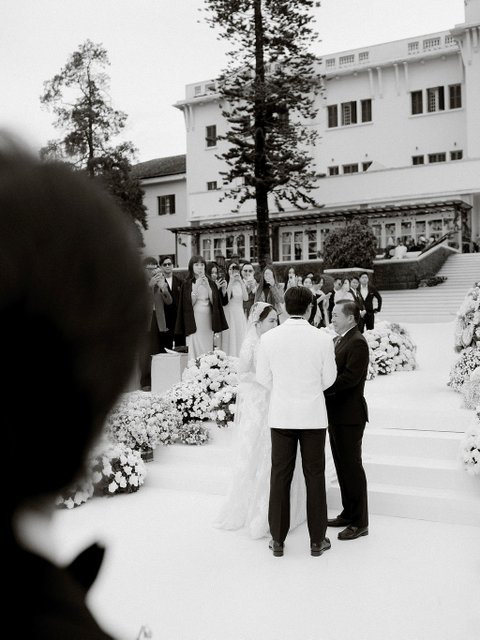 Hân & Kiệt wedding at Dalat Palace Heritage Hotel in Đà Lạt — photo 14