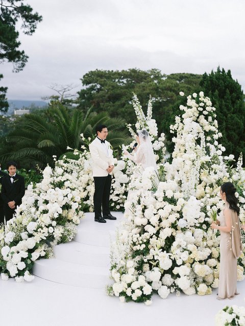 Hân & Kiệt wedding at Dalat Palace Heritage Hotel in Đà Lạt — photo 18