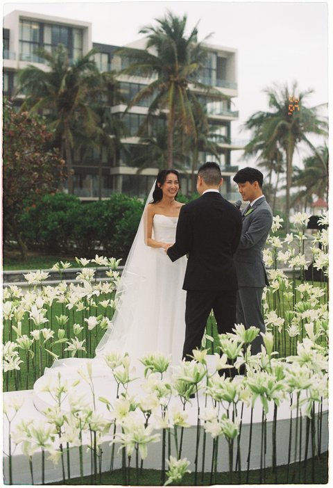 Kim & Richard wedding at Hyatt Regency Danang Resort and Spa in Đà Nẵng — photo 10