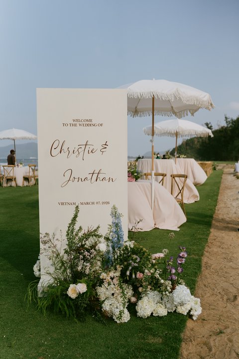 Đám cưới Christine & Jon tại Banyan Tree Lăng Cô - Huế ở Huế — ảnh 13