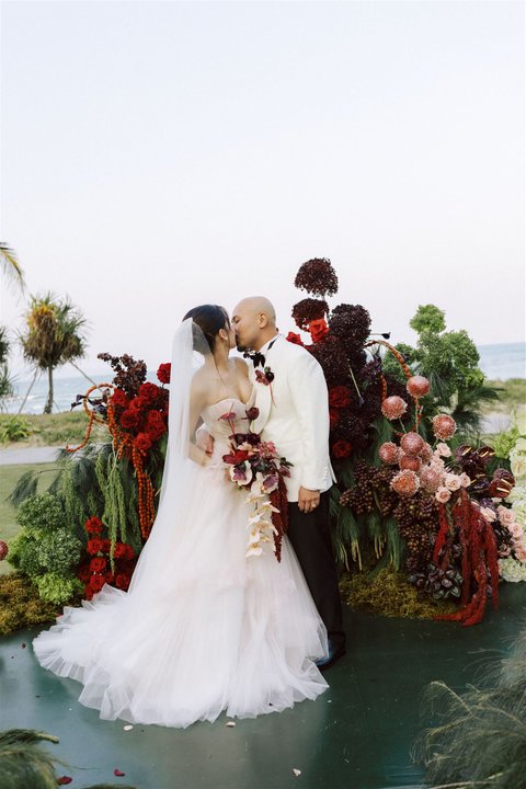 Hân & David wedding at Hoiana Resort & Golf in Đà Nẵng — photo 24