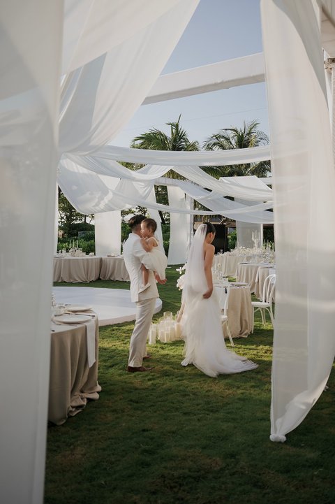Kelly & Jimmy wedding at Pullman Phú Quốc in Phú Quốc — photo 8