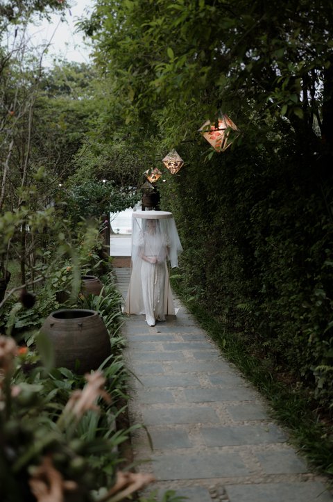 Claire & Luis wedding at Lan Viên Cố Tích & Le Cercle Hue in Huế — photo 24