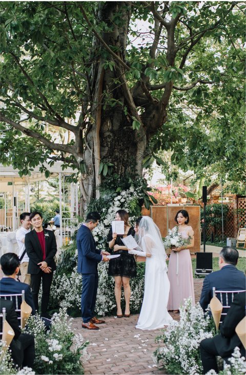 The Ins and Outs of Intimate Weddings — photo 11