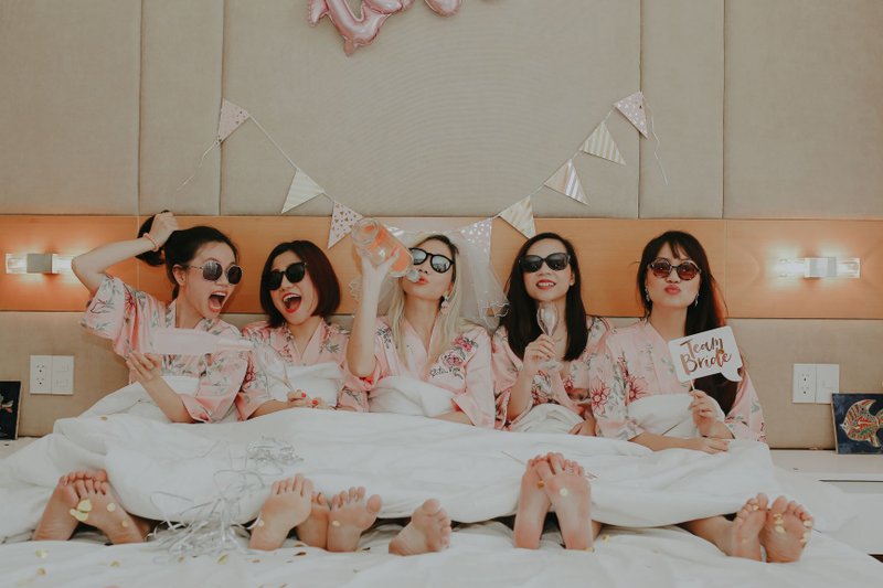 How to Throw the Perfect Bachelorette Party